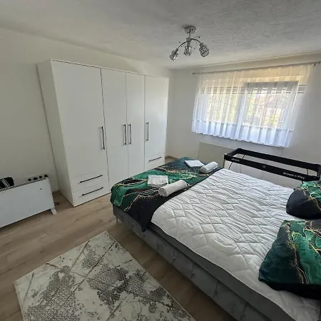 Salihovic House In Apartament